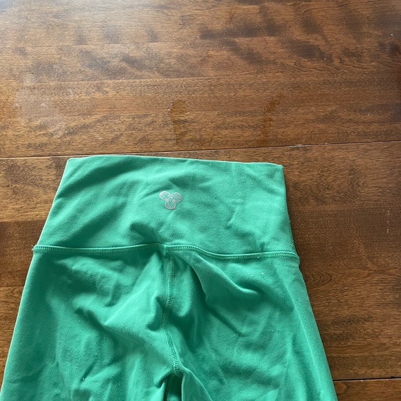 TNA action green butter leggings - Picture 5 of 5